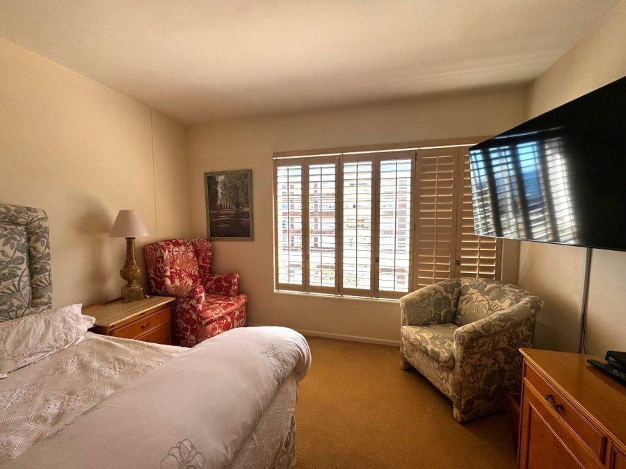 To Let 2 Bedroom Property for Rent in Sea Point Western Cape